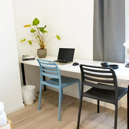 Zeitraum Student House - Prvniho Pluku 3*