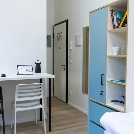 Zeitraum Student House - Prvniho Pluku