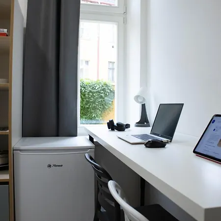 Zeitraum Student House - Prvniho Pluku 3*