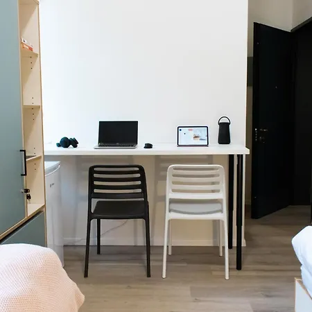 Zeitraum Student House - Prvniho Pluku 3*